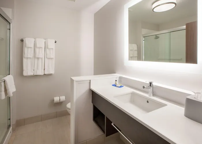 Hotel Express & - Bullhead By Ihg